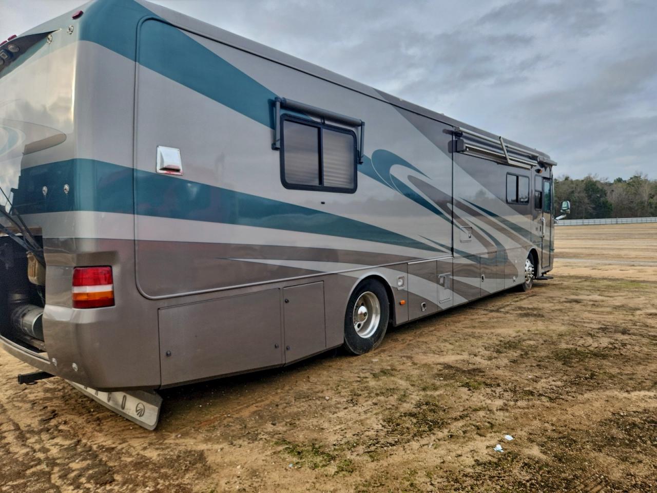 Roadmaster Monocoque Image 8